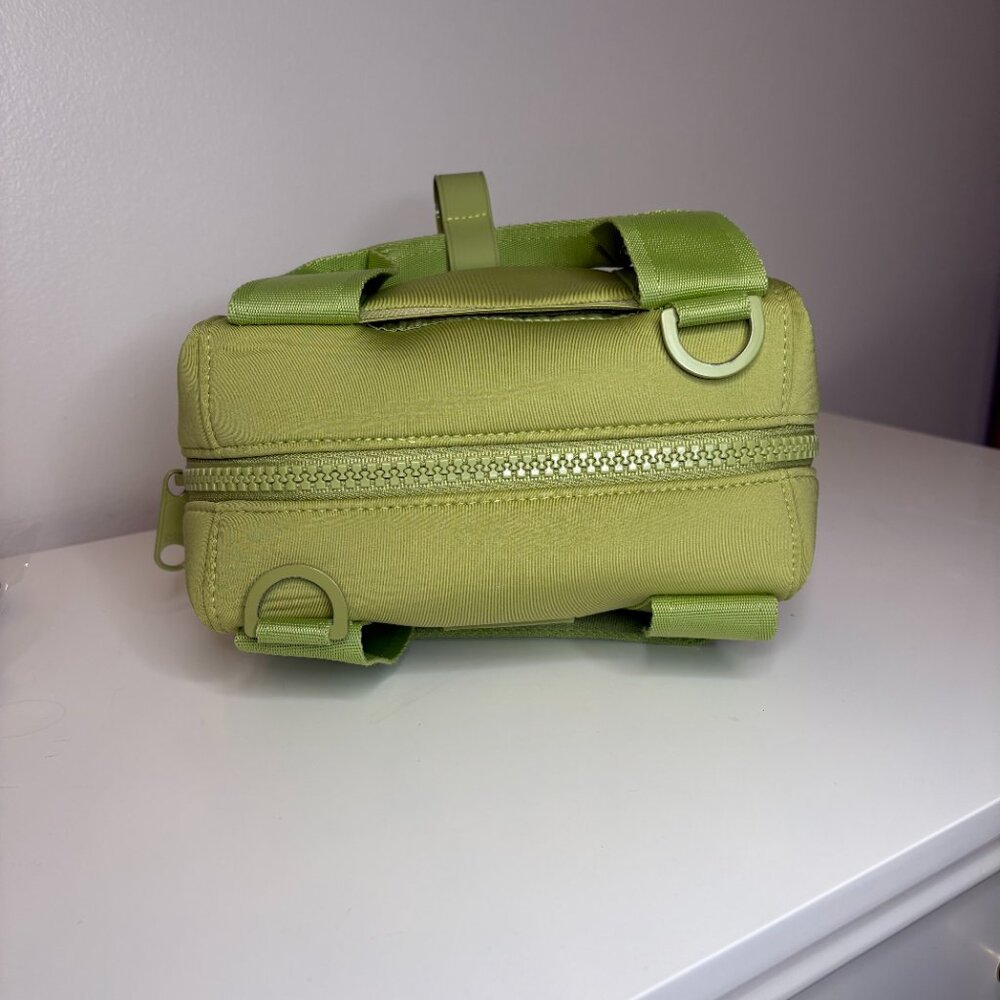 Dagne Dover London Carryall line Green Small Barely Used RARE FIND - Picture 10 of 14